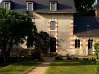 Le Moulin Bregeon Hotels in Linieres-Bouton