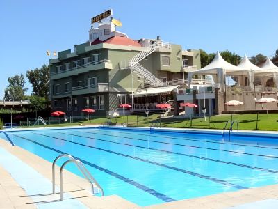 Outdoor Swimming Pool Hotel Restaurante Las Galias Photo