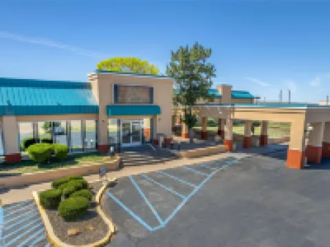 ควอลิตี้อินน์ ตูกุมการิ โรงแรมในตูกุมการิ