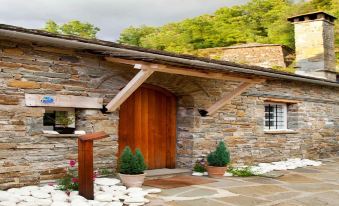 Mikro Papigo 1700 Hotel & Spa