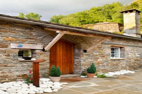 Mikro Papigo 1700 Hotel & Spa Hotels in Konitsa