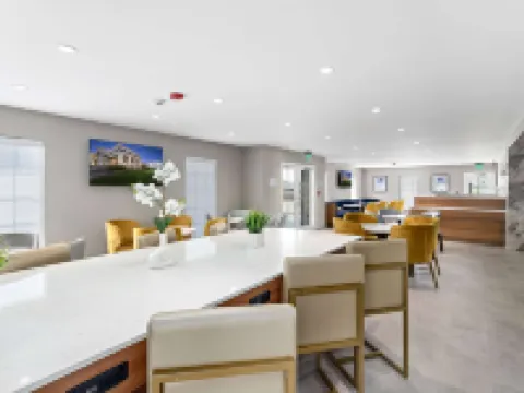 Baymont by Wyndham Beaumont Hotels in Beaumont