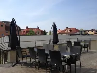 Huskvarna Stadshotell - parking