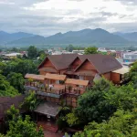 Cocoa Valley Resort Các khách sạn gần Wat Don Kaew