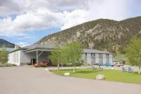 Whitewater Inn Hotels in Big Sky