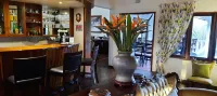 St. Lucia Wetlands Guest House - bar