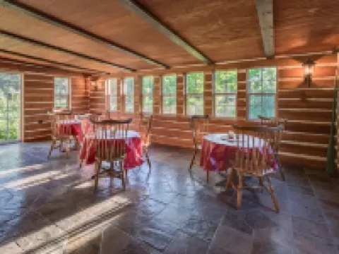 The Davies Family Inn Hotels in Placerville