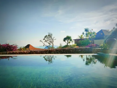 Lobster Bay Resort Hotel a Pemongkong