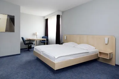 Hotel Meran Hallenbad & Sauna Các khách sạn ở 
