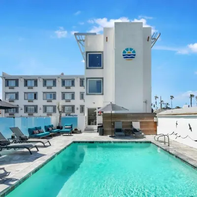 Hotel Solarena Newport Beach, a Dazzler Select by Wyndham Hotels near Balboa Fun Zone