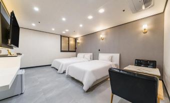 Changwon Masan Jamjari Hotel