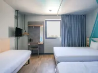 Ibis Budget Toulouse Labège Hotel di Donneville