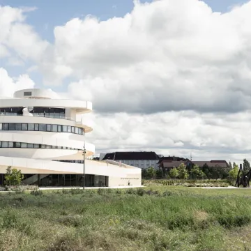 voco BEAUNE – CITÉ DES VINS by IHG