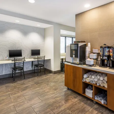 Best Western Plus Cotton Tree Inn