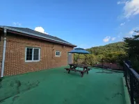 Dolmadang Cheongsu Pension Hotels near Ssangyong Valley