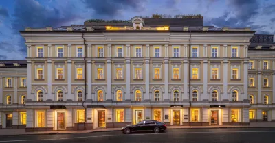 Stella di Mosca by BVLGARI Hotels (Стелла ди Моска) Отели рядом с достопримечательностью «Красная Площадь»