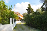 Holiday House Letta in a very quiet location - Agios Gordios Beach