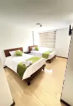 Hotel RYA Center Hotels near Lineal la Victoria Park