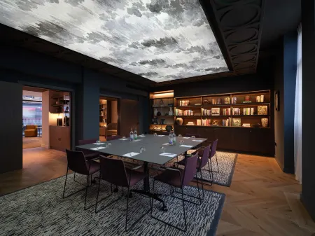 The Resident Edinburgh Отели рядом с достопримечательностью «Шотландский национальный музей современного искусства»