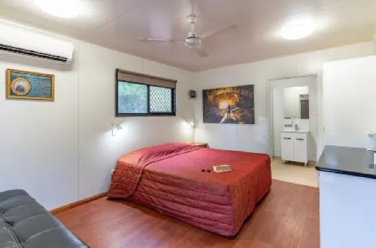 Discovery Resorts Undara Hotel a 