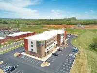 Holiday Inn Express & Suites Abingdon Hotels in Emory