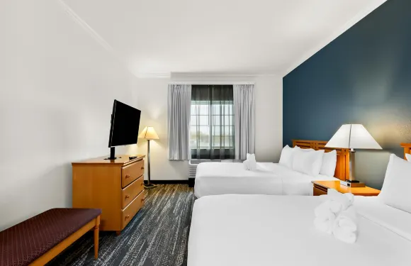 安克雷奇市中心克拉麗奧套房酒店