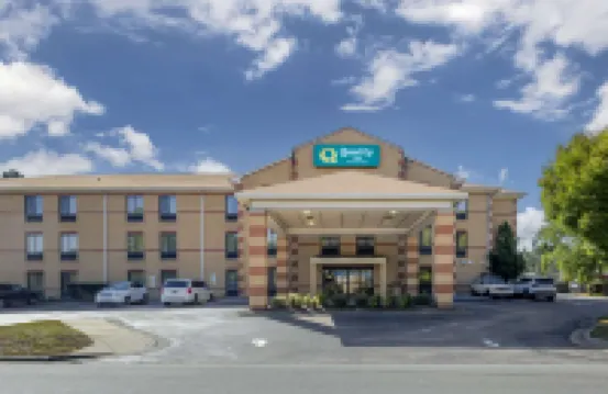 Quality Inn Raleigh Downtown Hotels near Dix Park