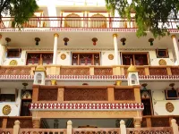 Hotel Vimal Heritage Hotel berhampiran Kanak Bihari Temple