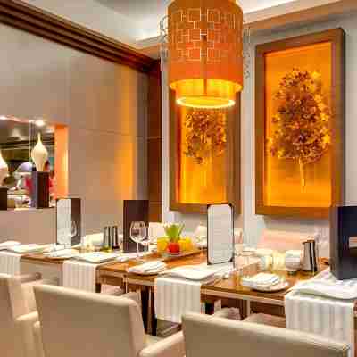Hotel Hindusthan International, Kolkata Dining/Meeting Rooms