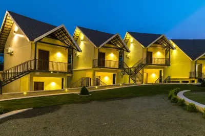 Mayookham Hotel dekat Pakshipathalam Bird Sanctuary