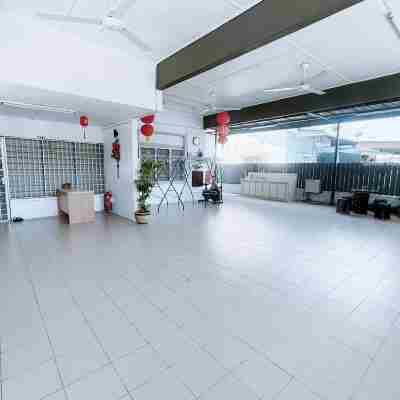 Warmy Homestay Others