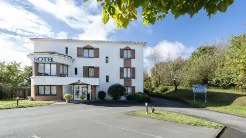Sure Hotel by Best Western Saintes in Saintes