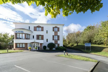 Sure Hotel by Best Western Saintes