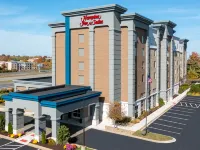 Hampton Inn & Suites Cleveland-Beachwood Hotels in Beachwood