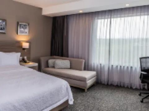 Hampton Inn & Suites by Hilton Puebla โรงแรมในปวยบลา