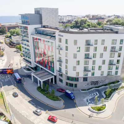 Hilton Bournemouth Hotels near Popworld - Bournemouth