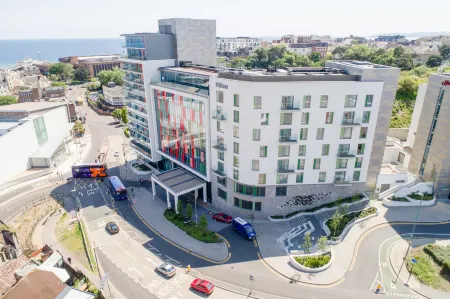 Hilton Bournemouth Отели в г. Борнмут