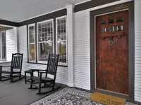 Large Craftsman style farmhouse near Bozeman and Big Sky, MT, and hot springs!!!