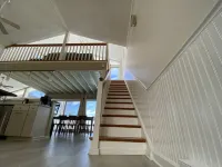 Chalet on the Lake, Boats, Games, Swimming, Fishing, Sunset Views, Private Lake