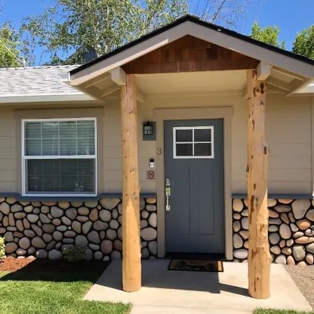Riverside Cabin 3 - (Brand New Construction)