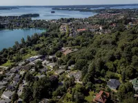 Comfortable Vacation Apartment with Lake View & Wallbox Hotéis em Plon