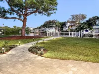 Waterfront Island Oasis Fully Remodeled! W/ Boat Dock!