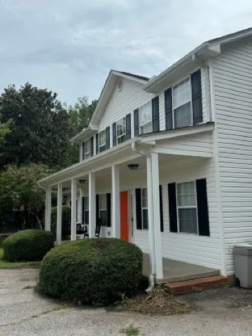 The HART of Tiger Town!  Lakefront home less than 4 miles to Clemson University