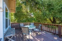 Downtown Retreat w/ Hot Tub and Fire Pit! Hotel a Templeton