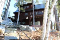 Highly recommended lake side cabin