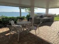 Stunning Views at Mariner Pointe 541