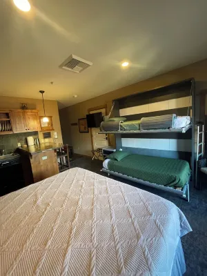 🏄‍♂️🥾 Family Fun * Murphy Bunkbeds * Silver Mtn 🚵❄️