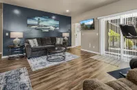 Lighthouse-Themed, Fastest WiFi, 2 King Beds Home