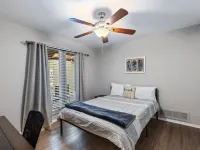 Go jump in the Lake-Ray Hubbard Hotels in Rowlett