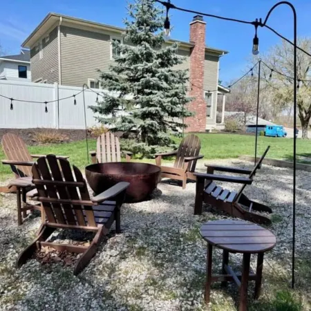 Spacious Farmhouse in Douglas; Walk to Downtown, Waterfront & Saugatuck!